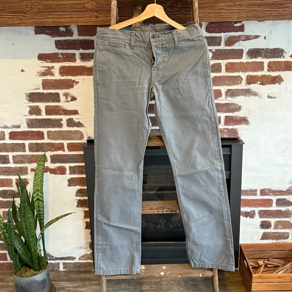 Left Field NYC Light Gray Chinos 32 x 31.5